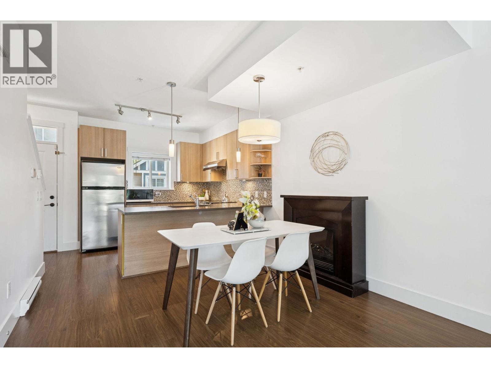 203 7168 STRIDE AVENUE, Burnaby