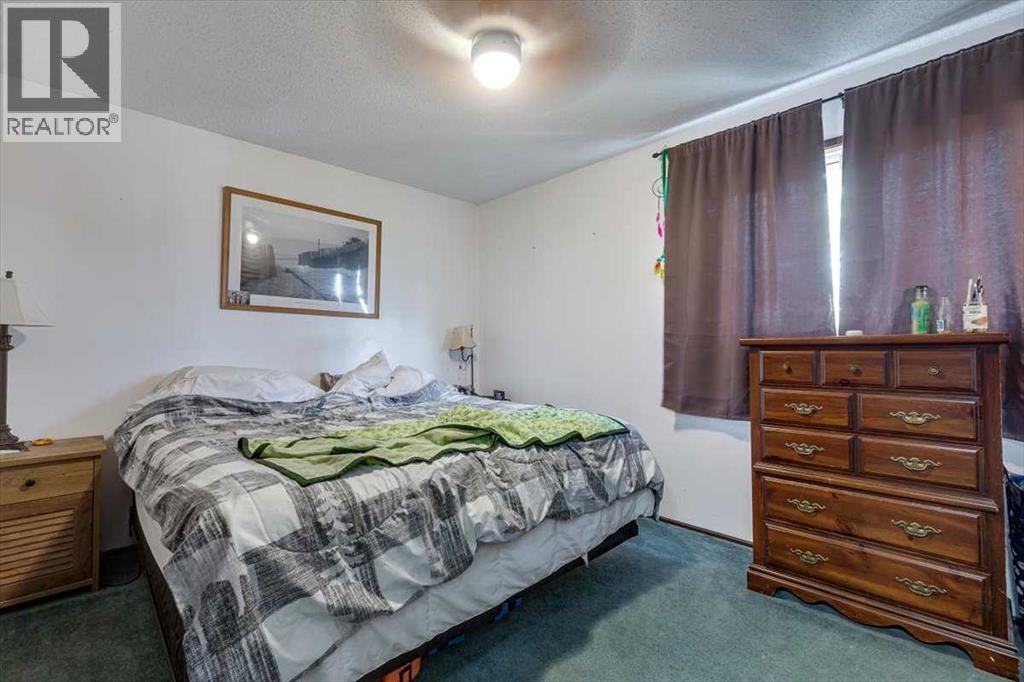 20 Larne Place, Penhold