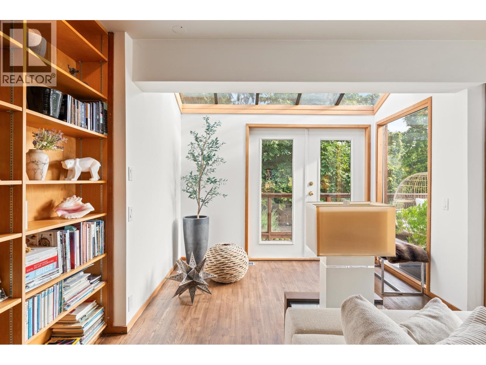6412 IMPERIAL AVENUE, West Vancouver