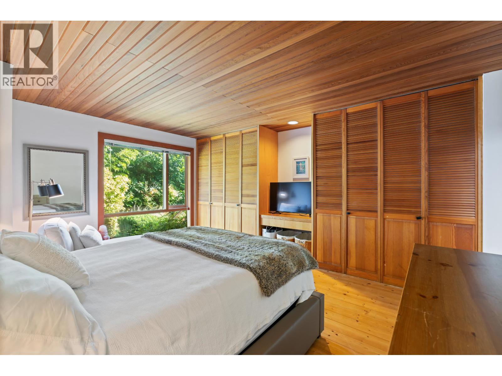 6412 IMPERIAL AVENUE, West Vancouver