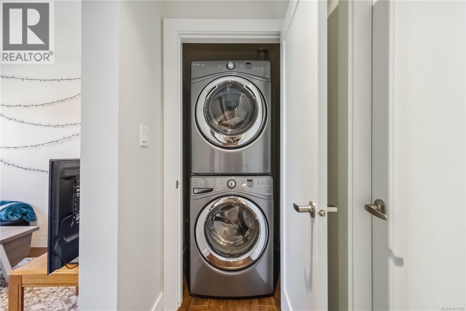 936 Aqua Crt, Langford