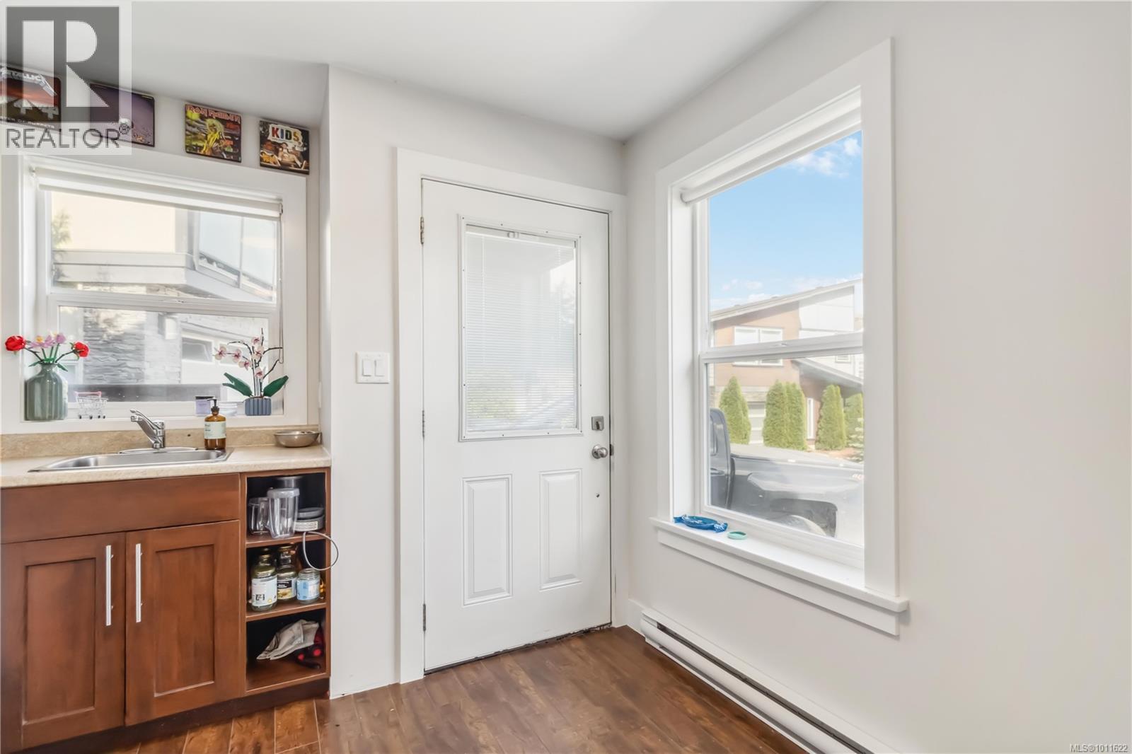 936 Aqua Crt, Langford