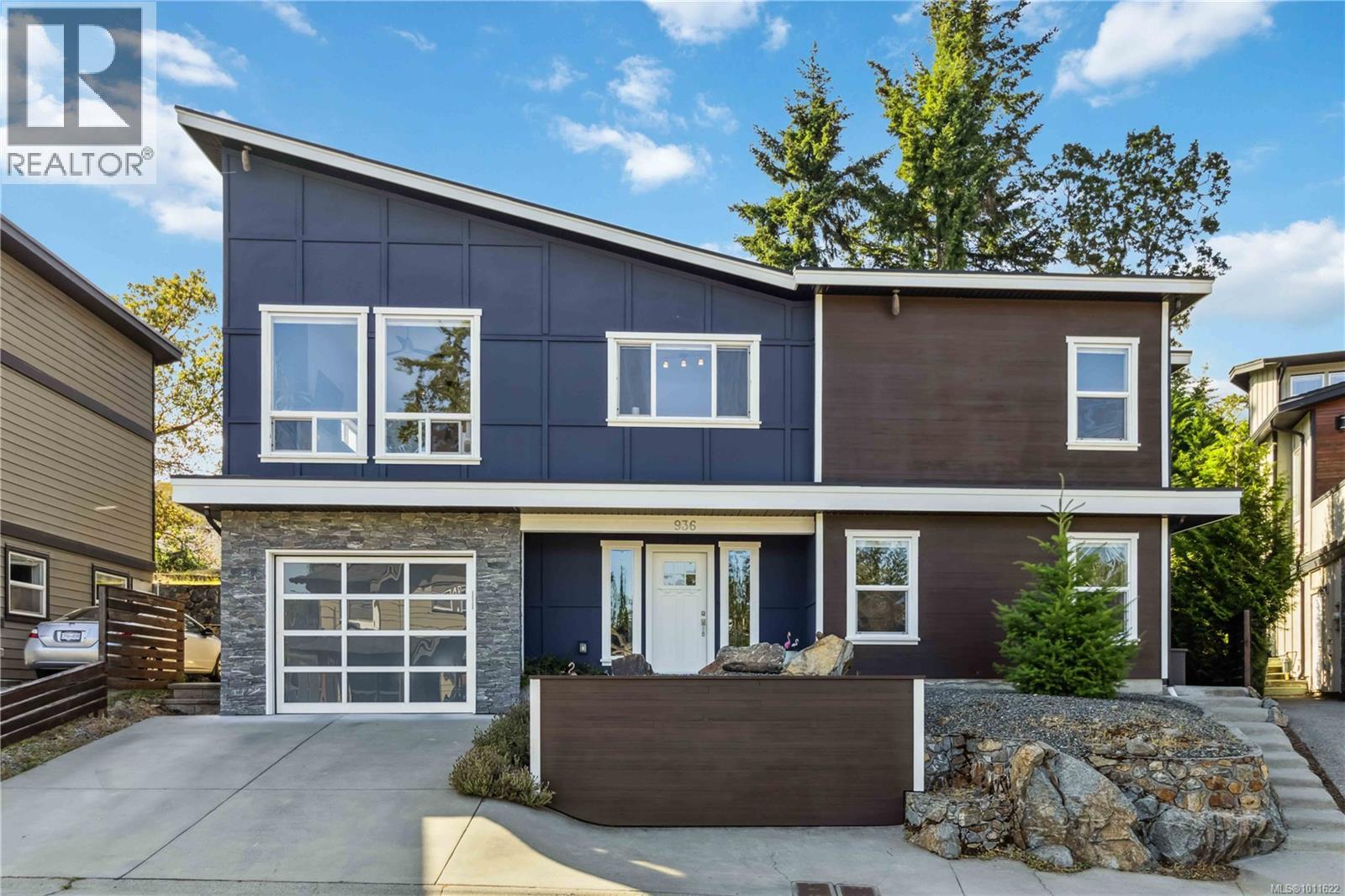 936 Aqua Crt, Langford