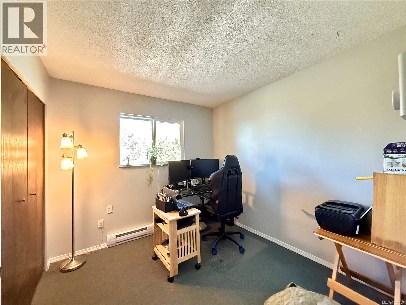 2101 Pioneer Hill, Port McNeill