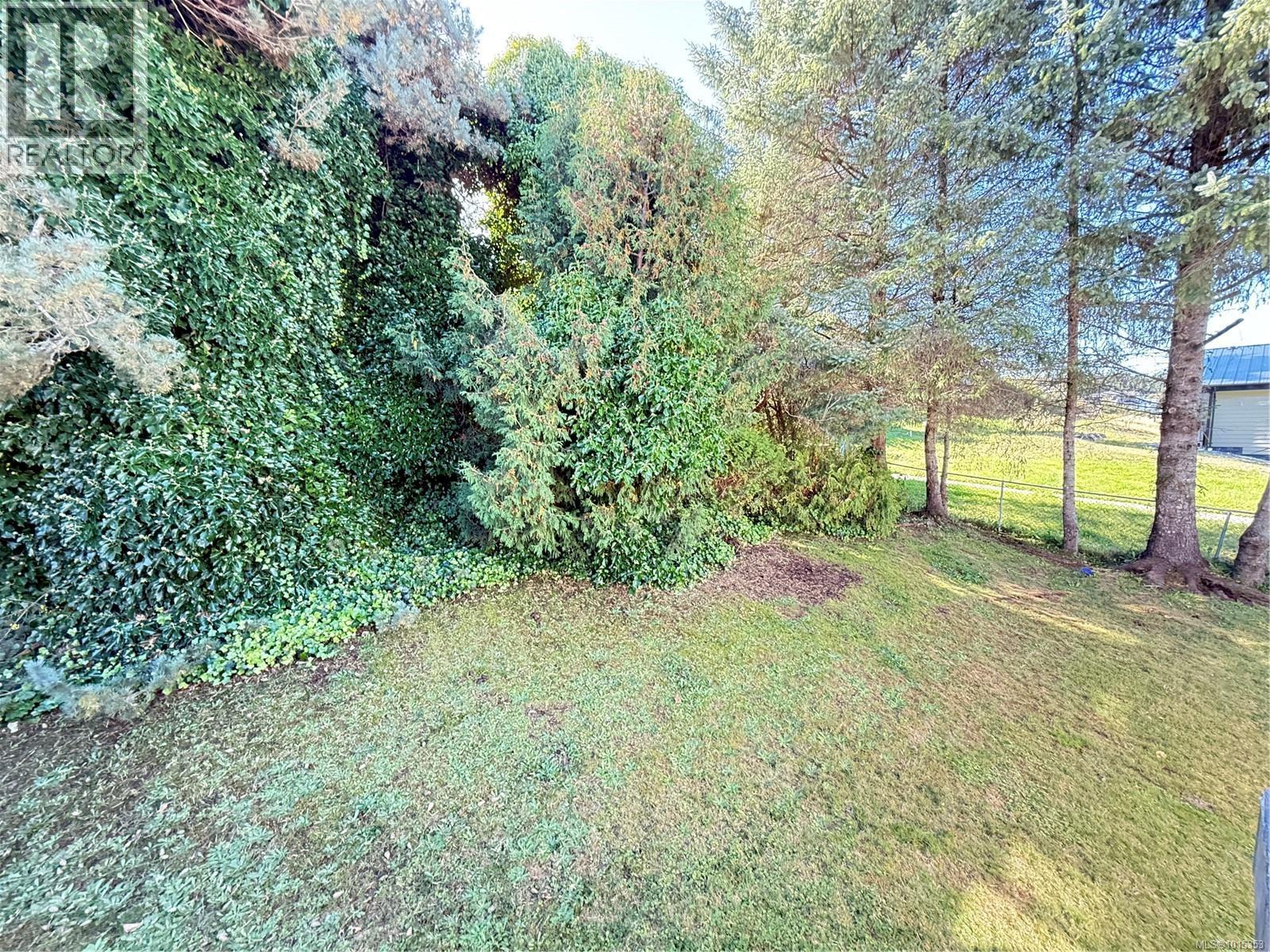 2101 Pioneer Hill, Port McNeill