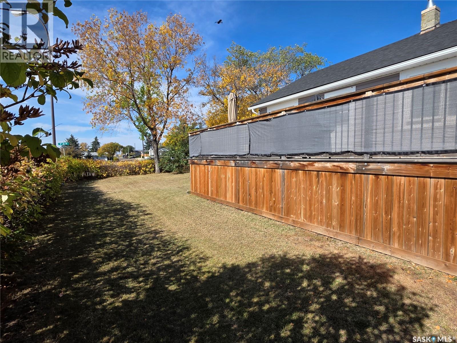 Single Family House Bungalow for Sale in  th AVENUE NW Swift Current 