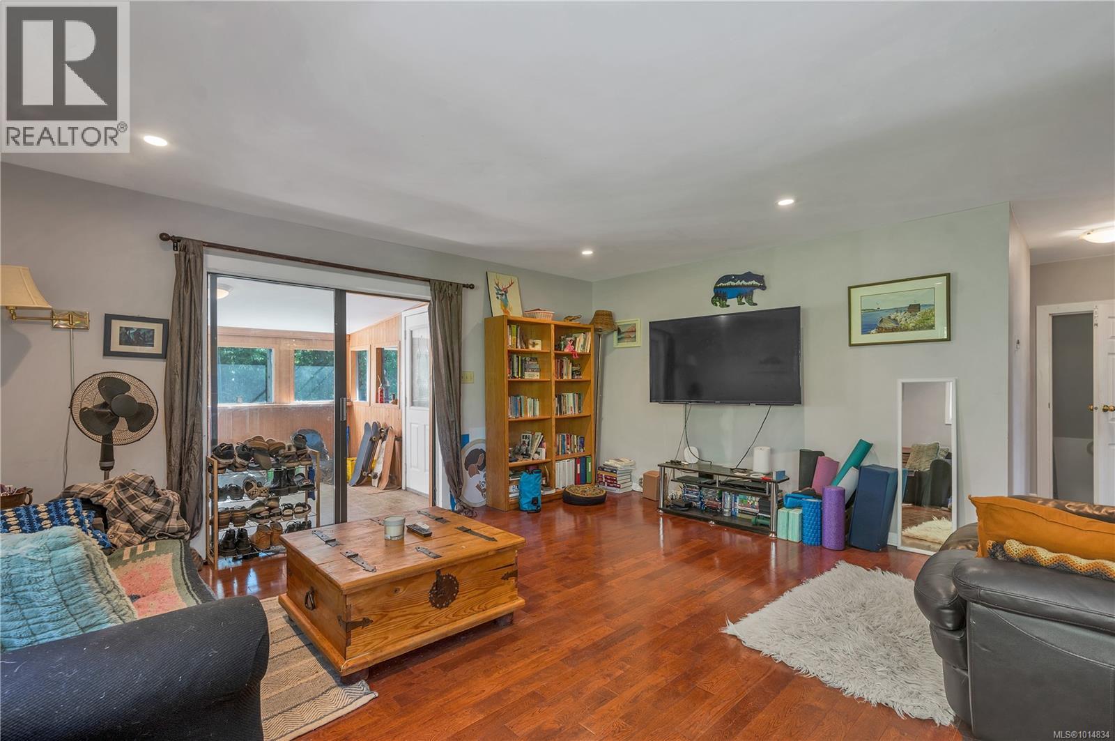 4080 Gordon Rd, Campbell River