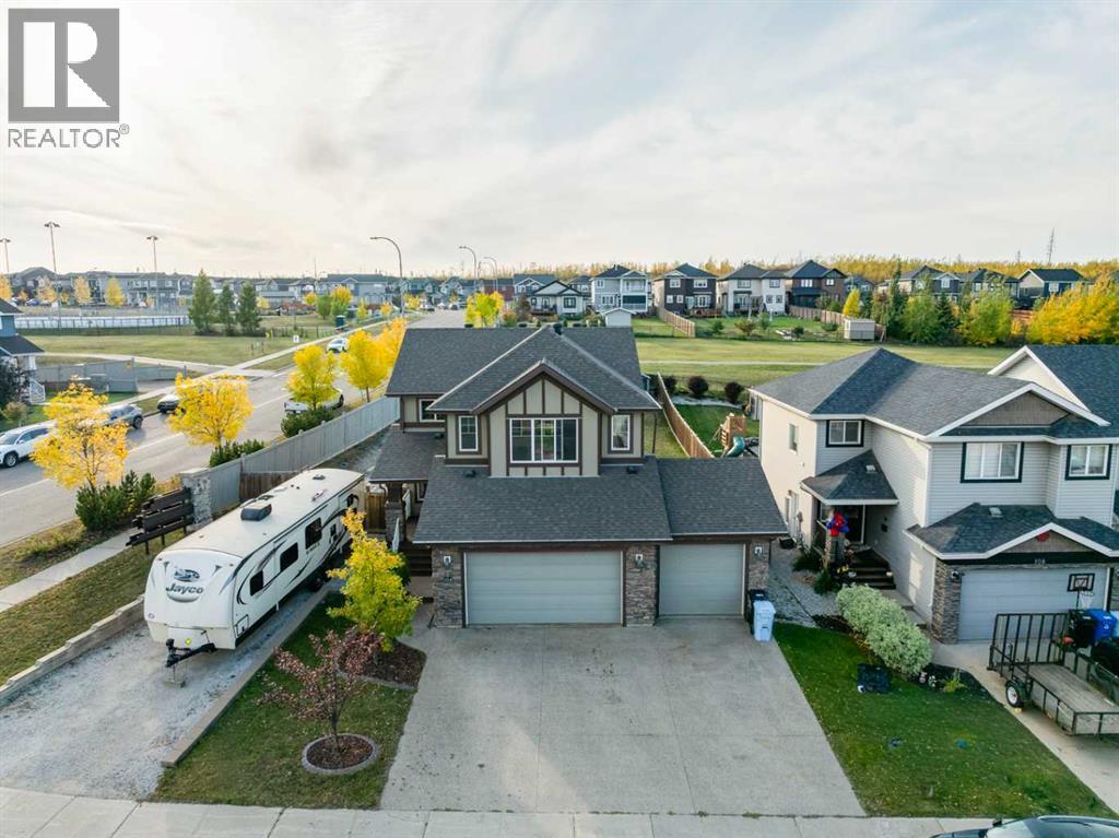 104 Diamondstone Ridge, Fort McMurray