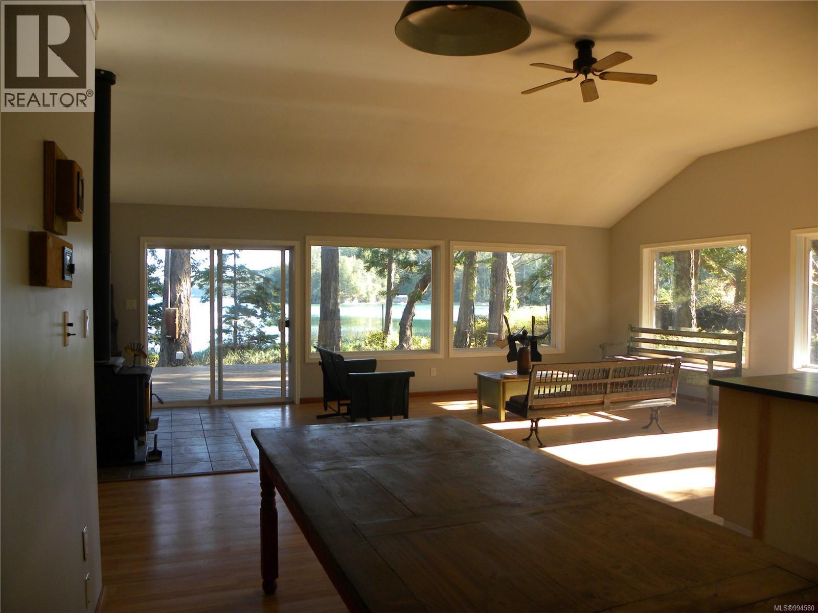 2 Spring Bay Rd, Lasqueti Island