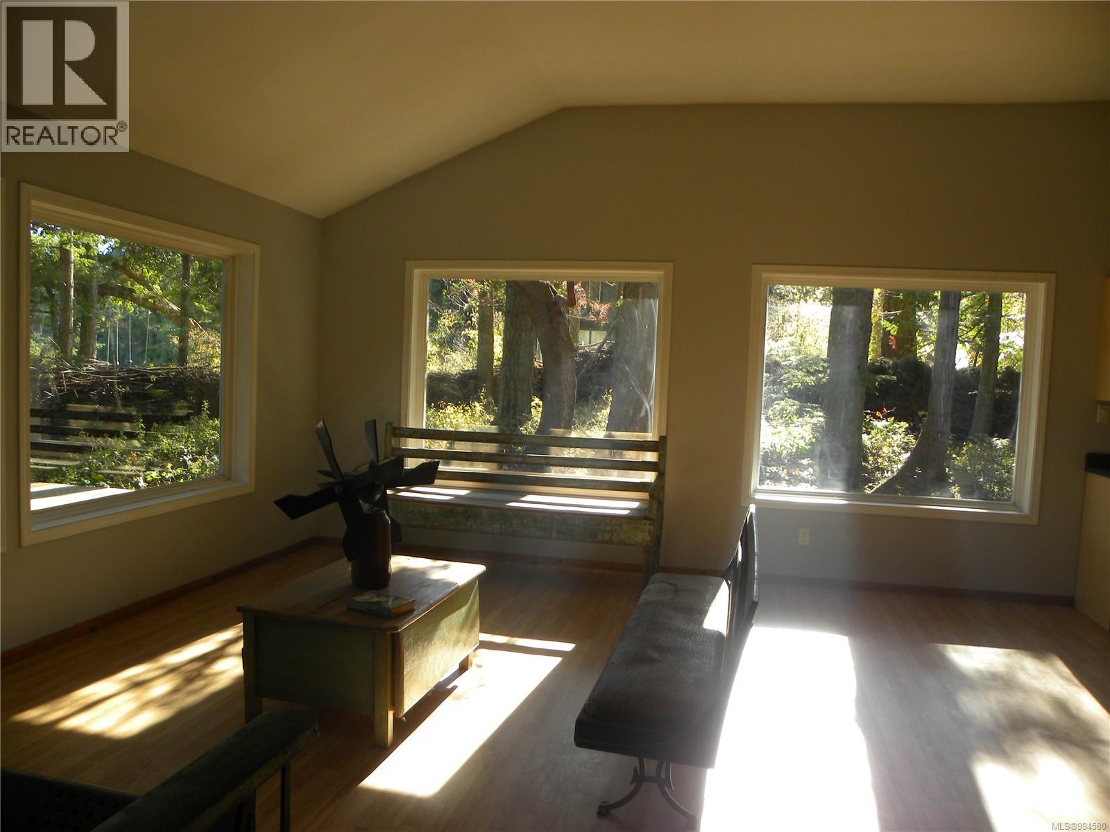 2 Spring Bay Rd, Lasqueti Island