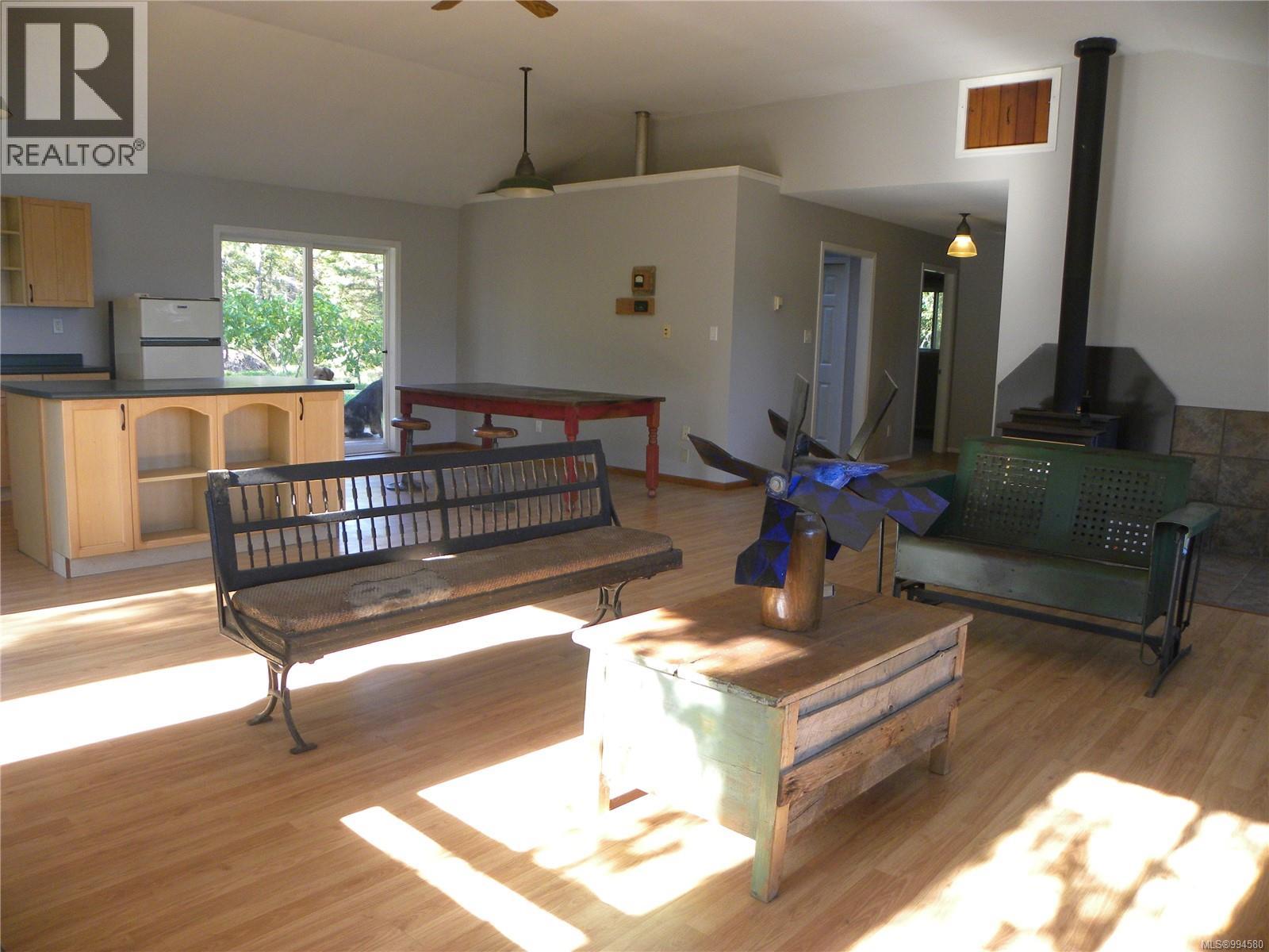 2 Spring Bay Rd, Lasqueti Island
