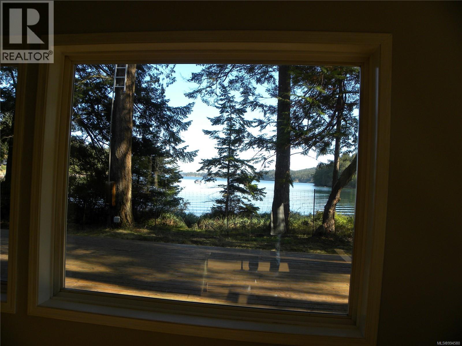 2 Spring Bay Rd, Lasqueti Island