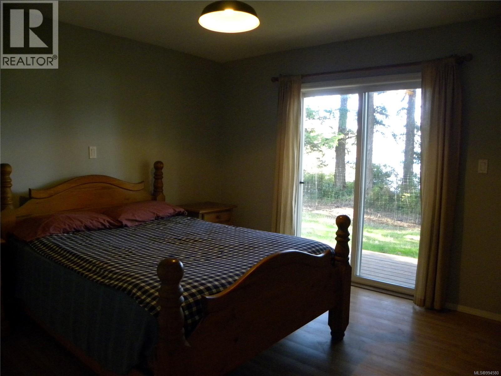 2 Spring Bay Rd, Lasqueti Island
