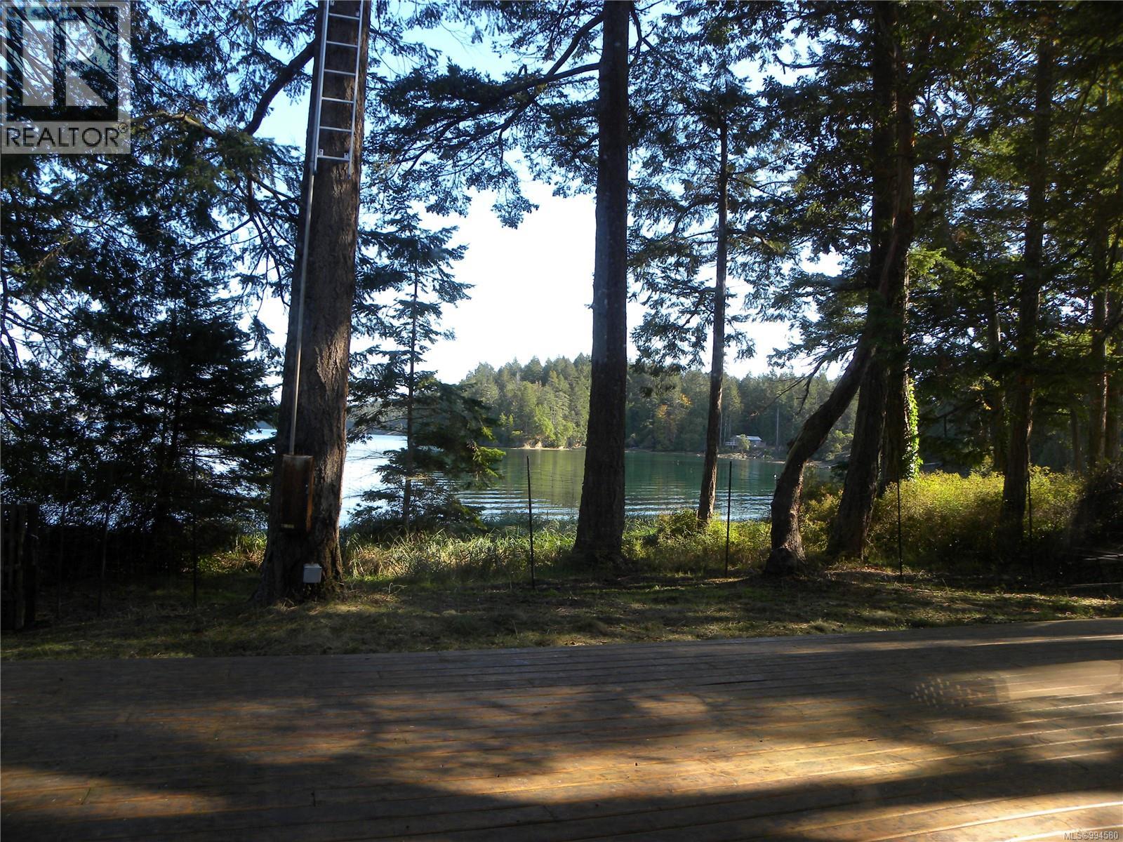 2 Spring Bay Rd, Lasqueti Island