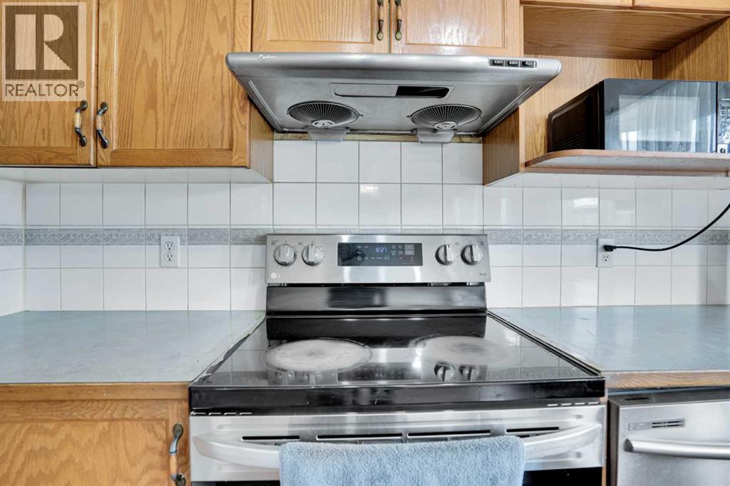 Single Family House for Sale in  Martin Crossing Manor NE Martindale Calgary 