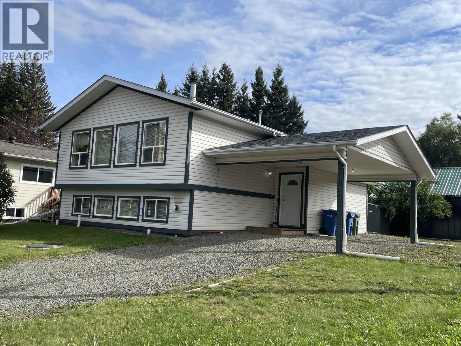 1276 DOMINION Street, Smithers