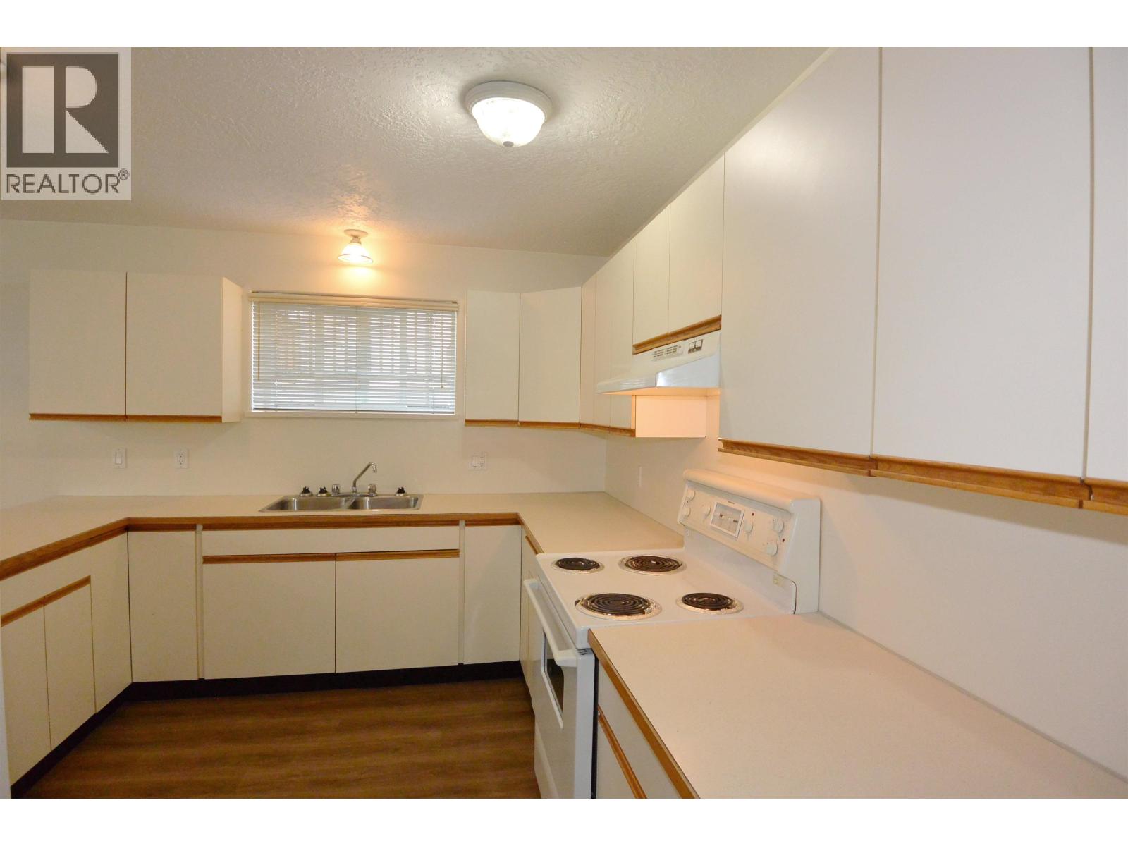 1276 DOMINION Street, Smithers