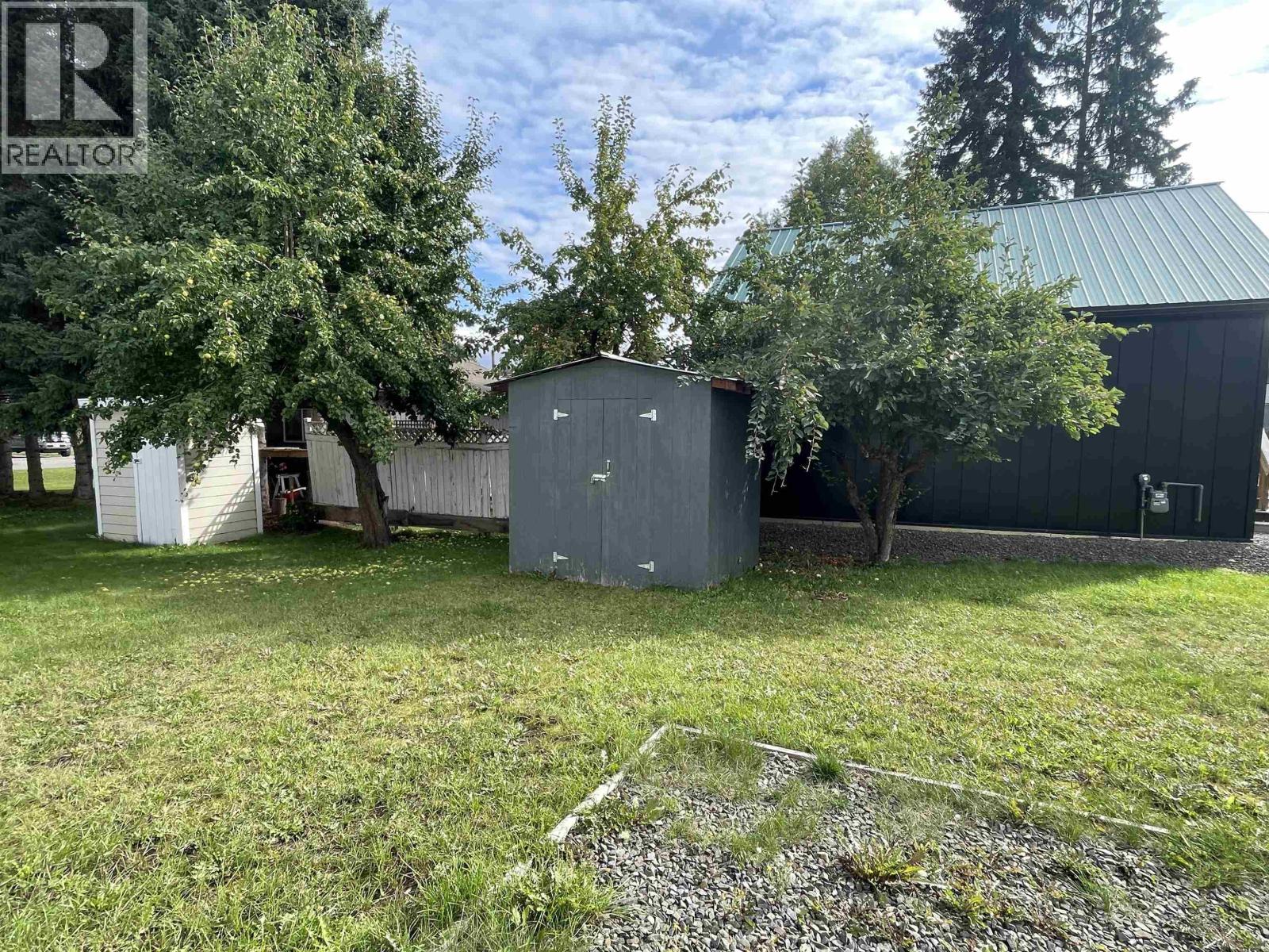 1276 DOMINION Street, Smithers