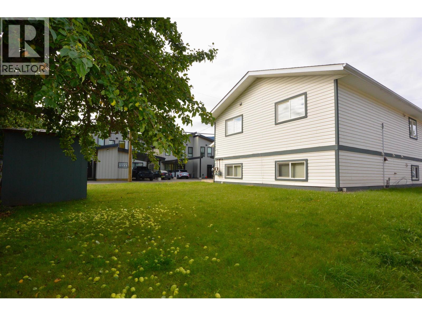 1276 DOMINION Street, Smithers