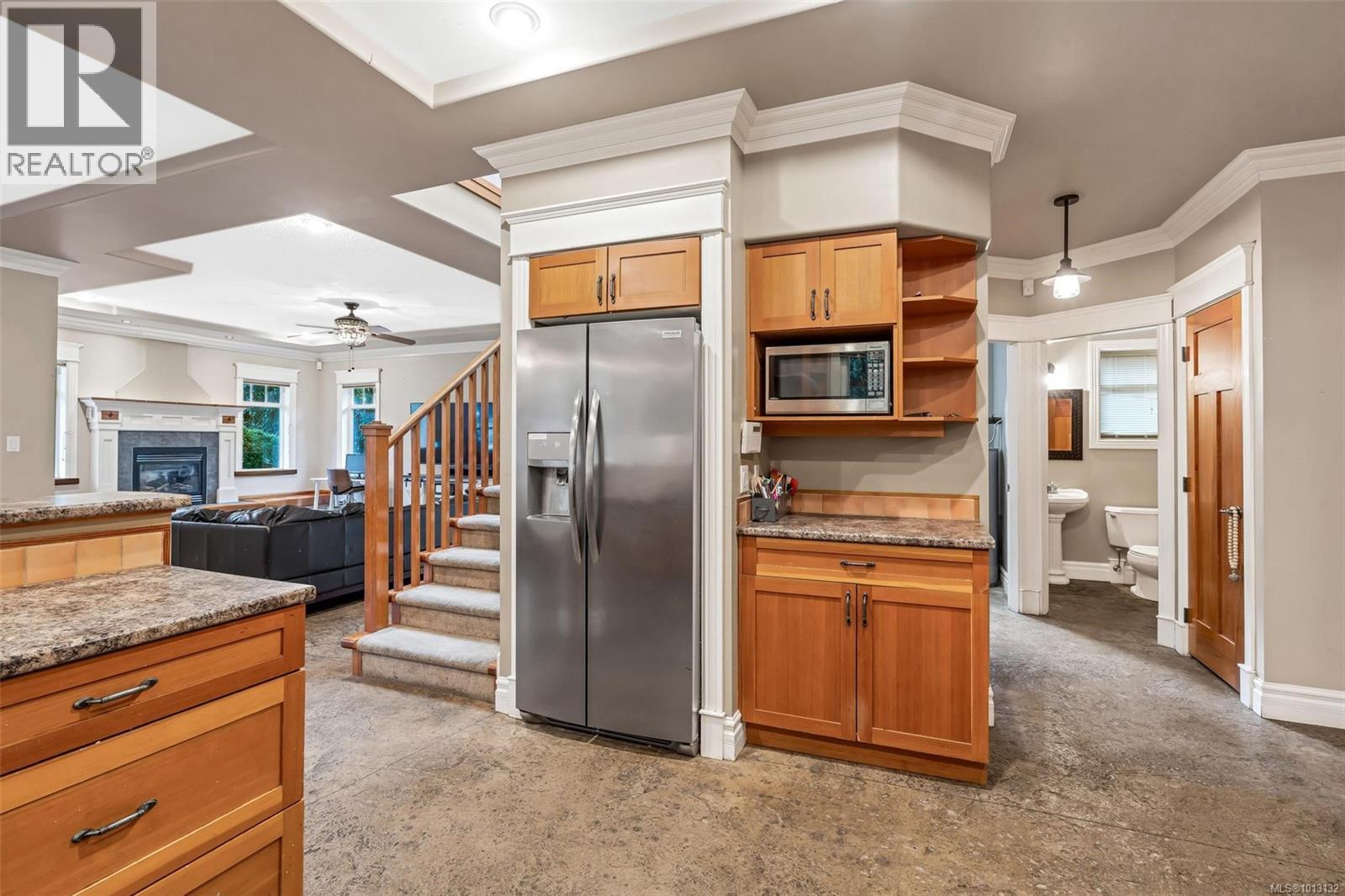  411 Conway Road, Saanich