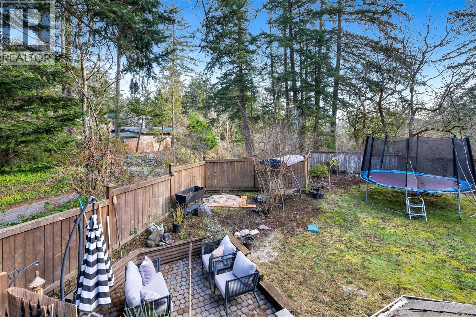  411 Conway Road, Saanich