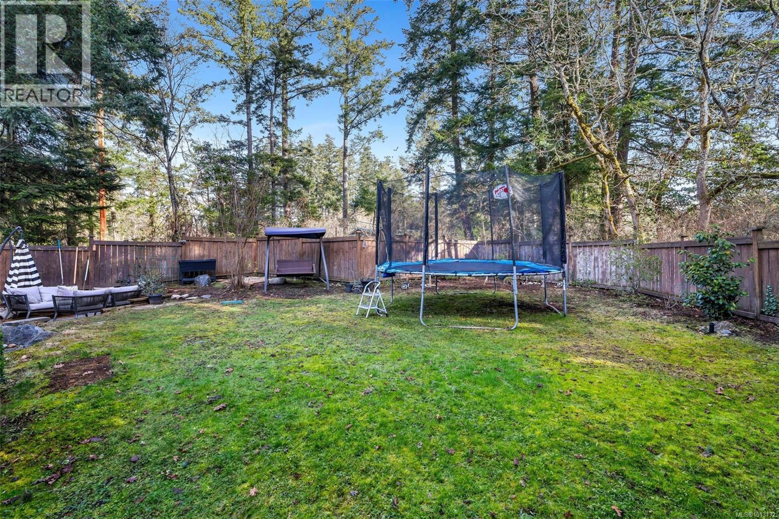  411 Conway Road, Saanich