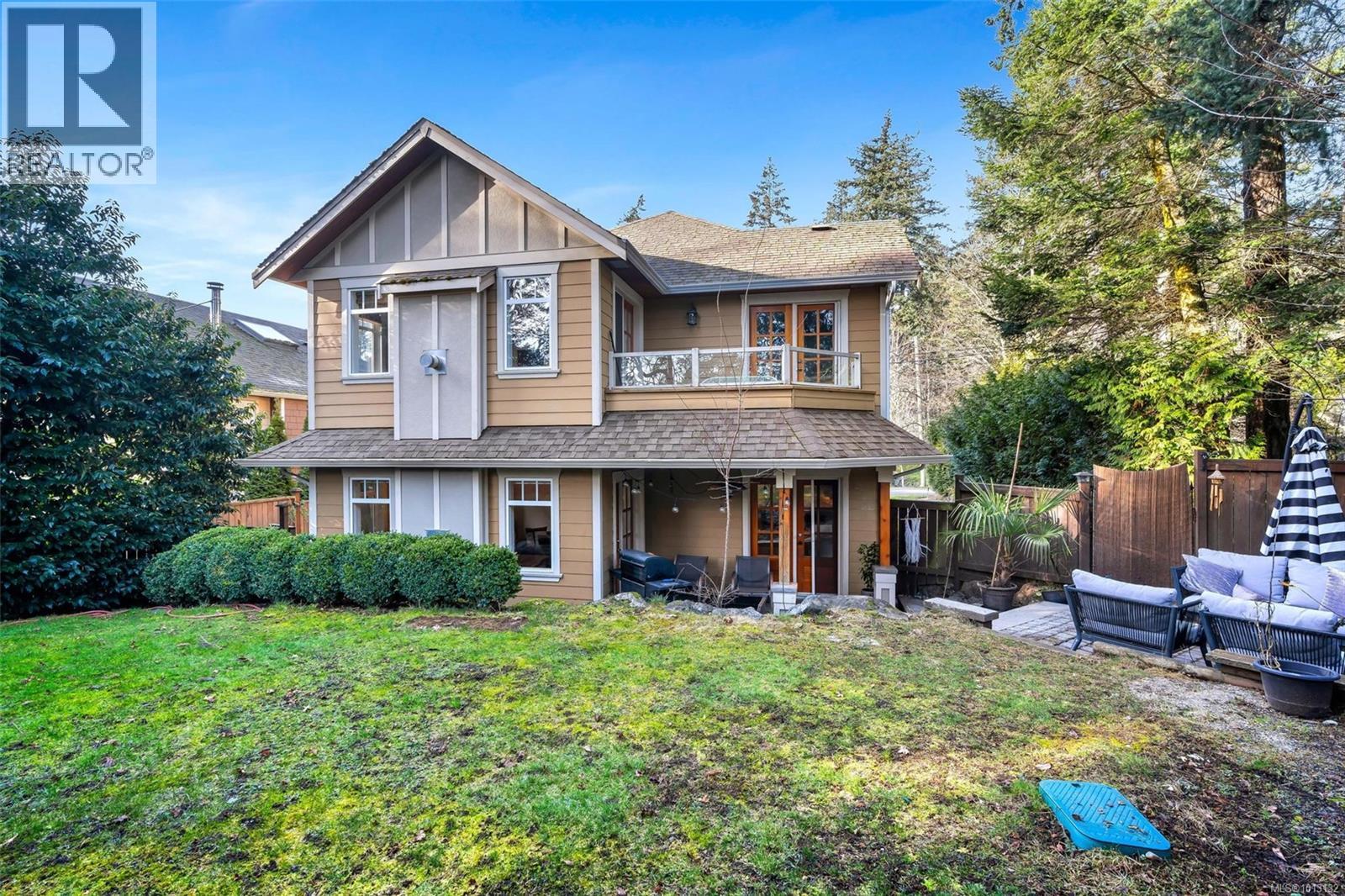  411 Conway Road, Saanich