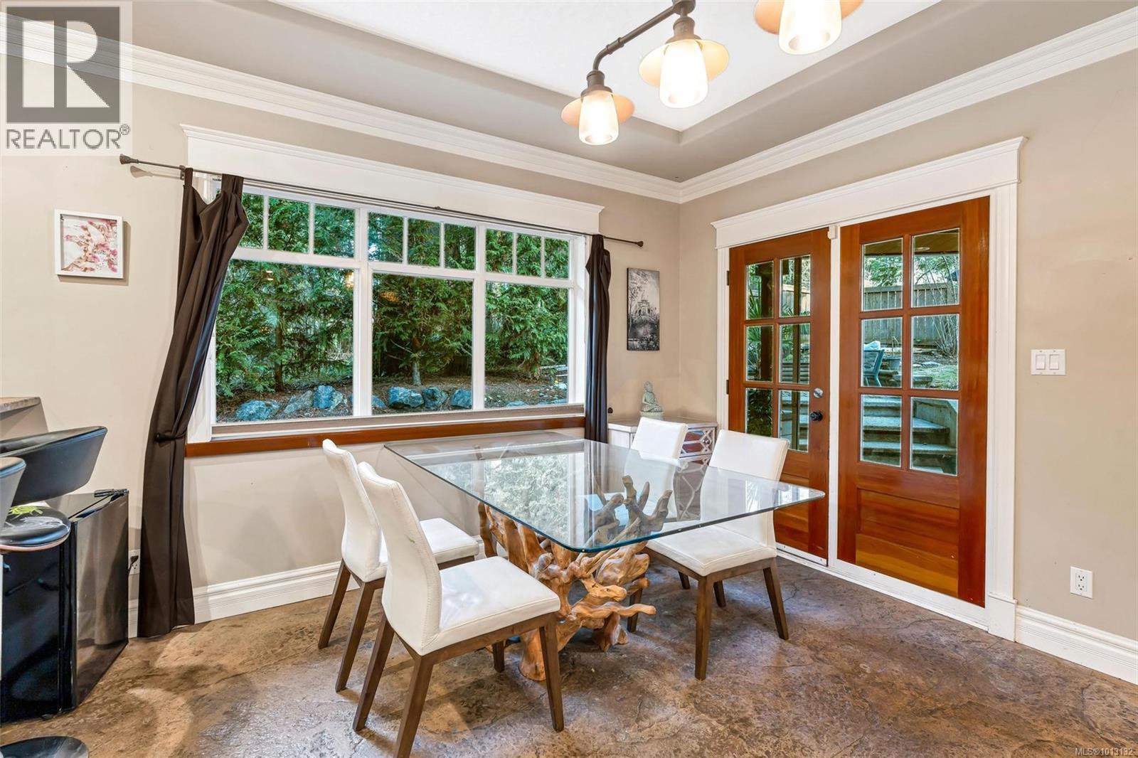  411 Conway Road, Saanich