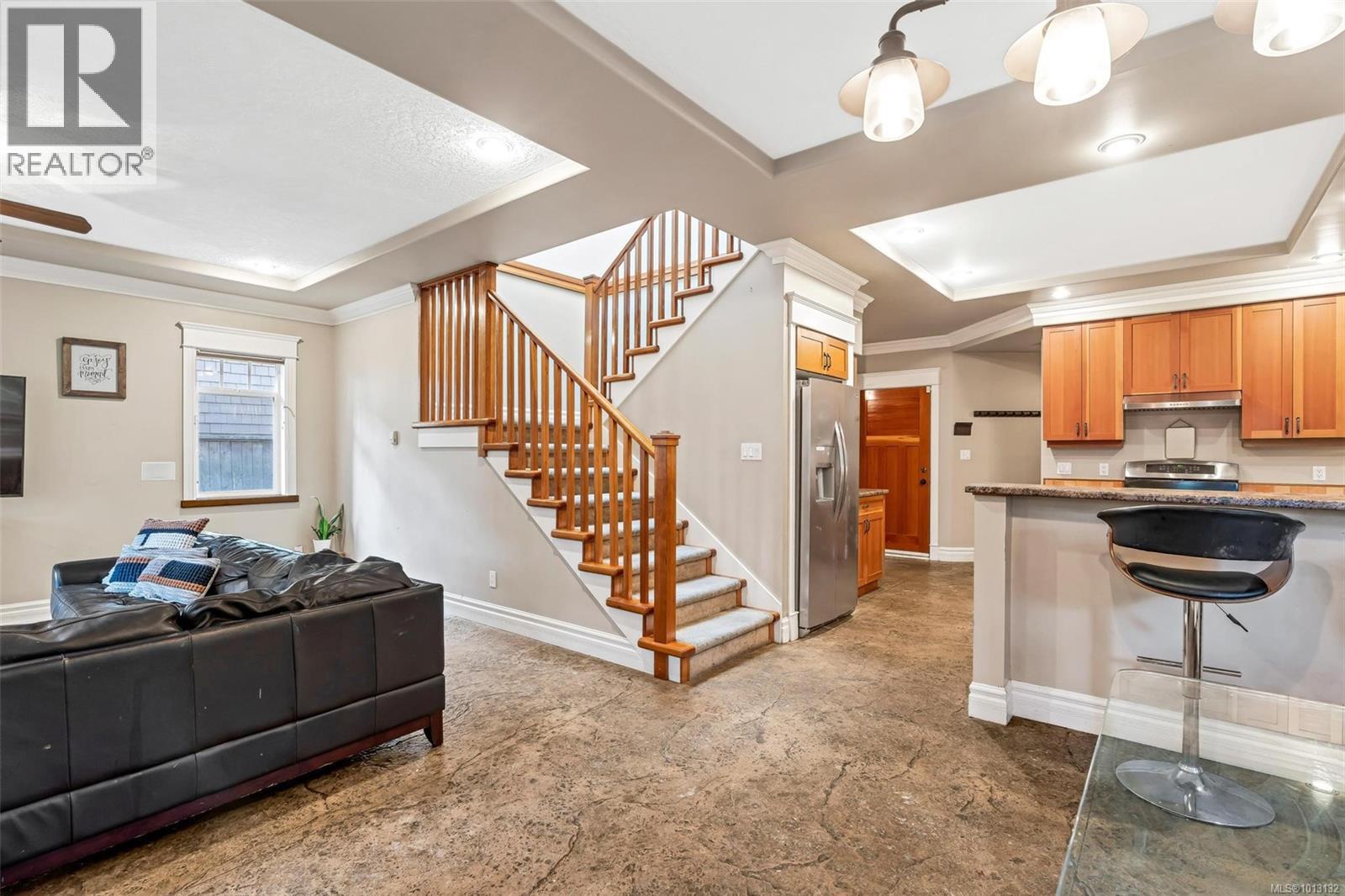  411 Conway Road, Saanich