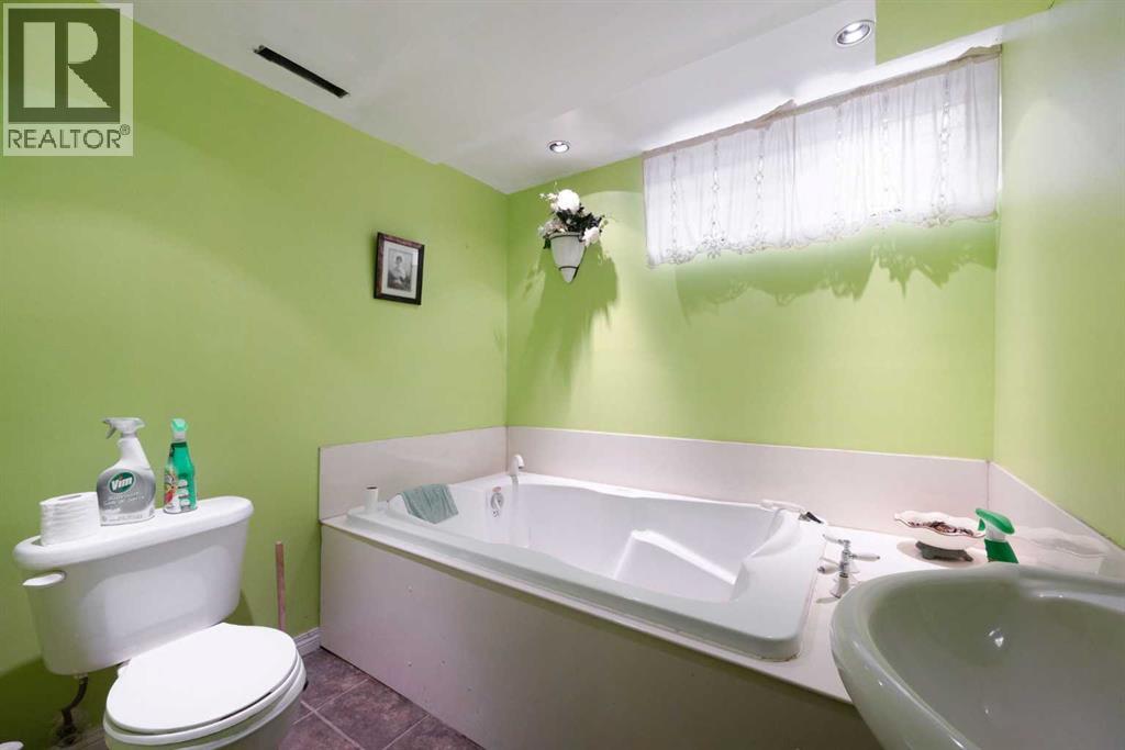 109 Hillcrest Drive, Fort McMurray