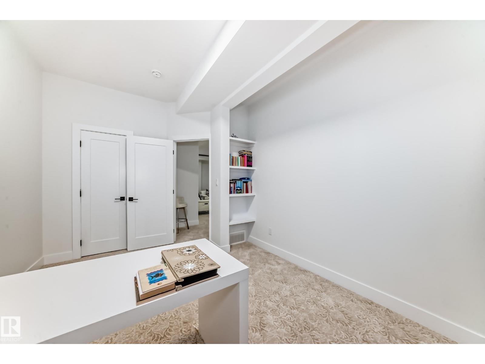 2747 WHEATON DR NW, Edmonton