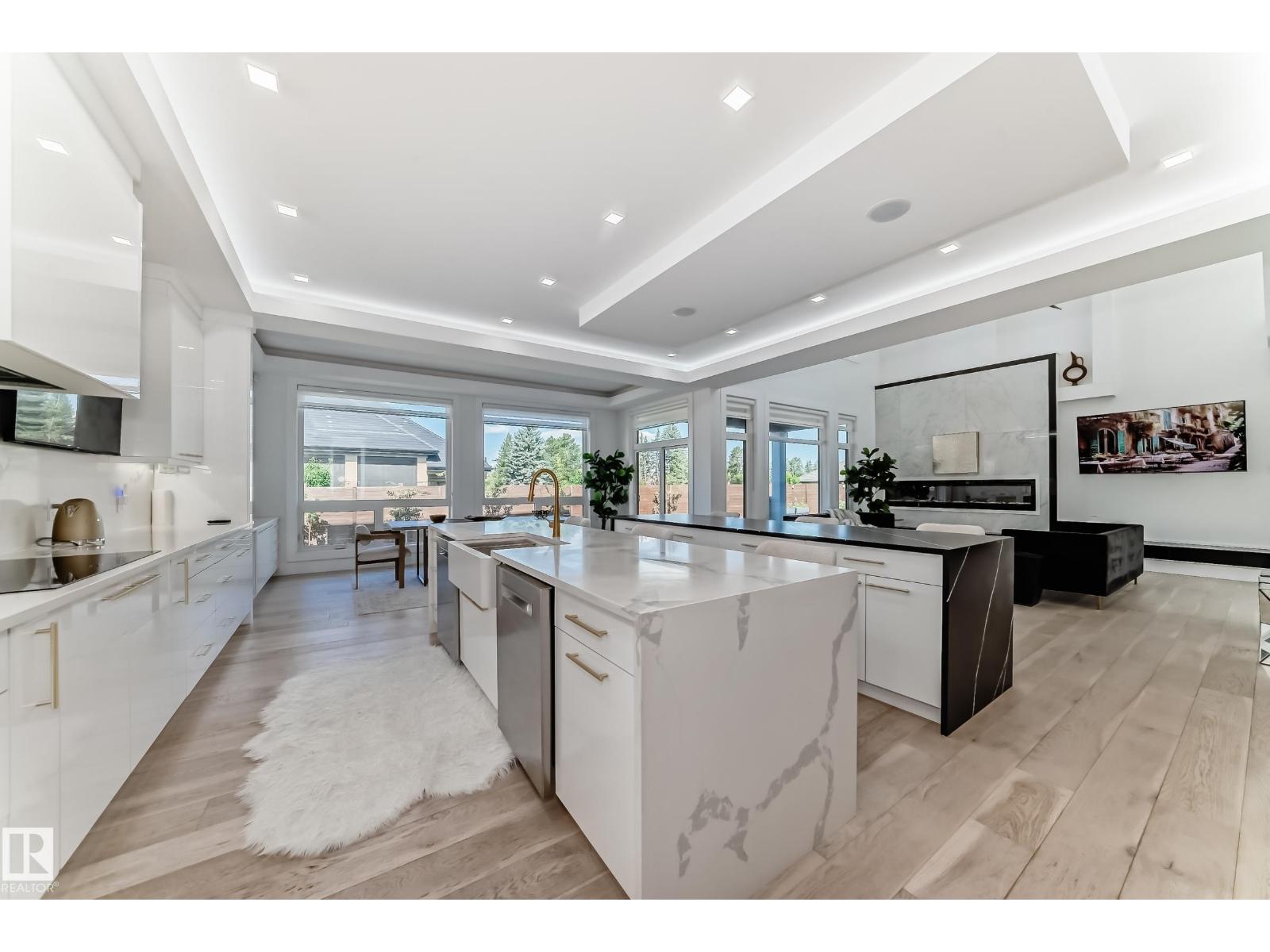 2747 WHEATON DR NW, Edmonton