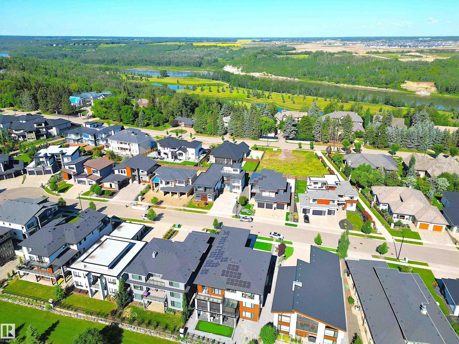 2747 WHEATON DR NW, Edmonton