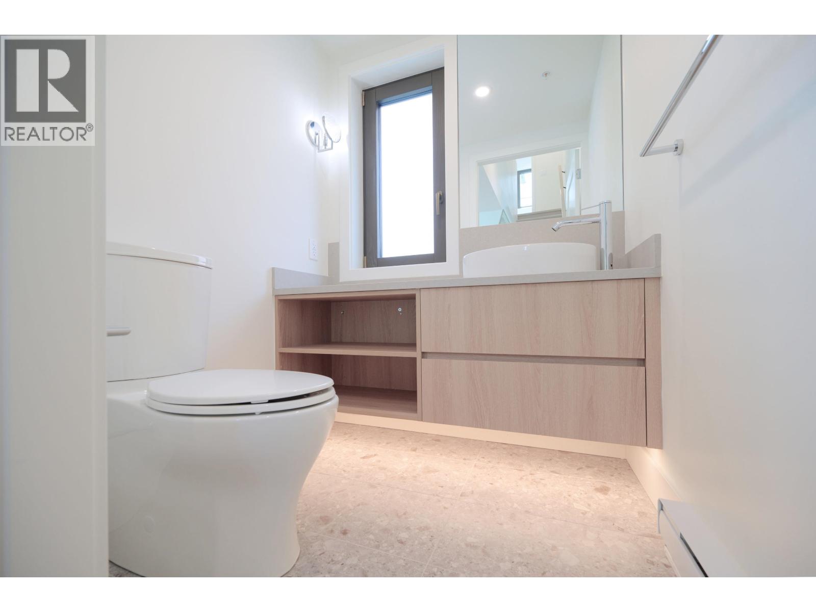 6322 OAK STREET, Vancouver