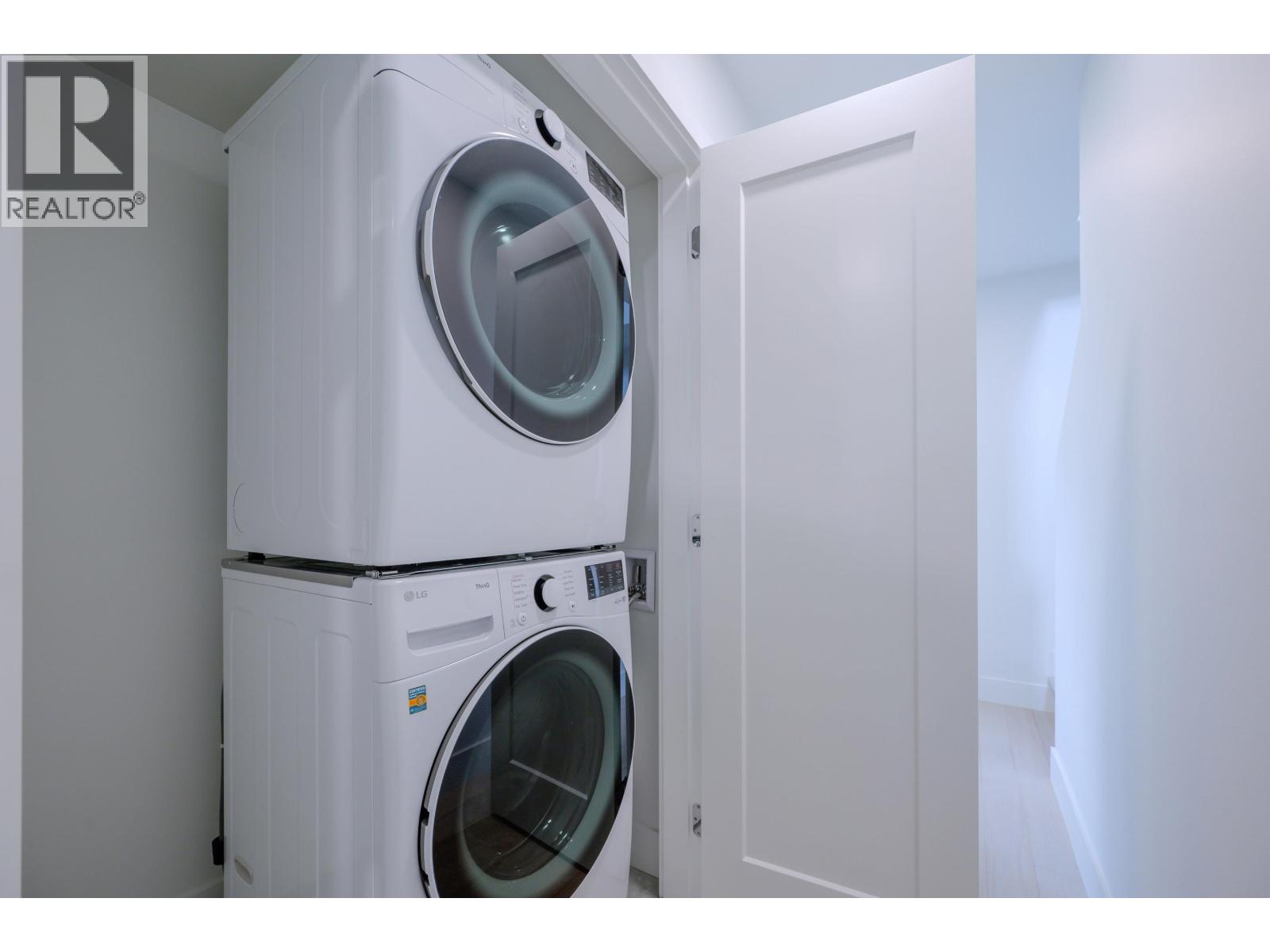 6322 OAK STREET, Vancouver