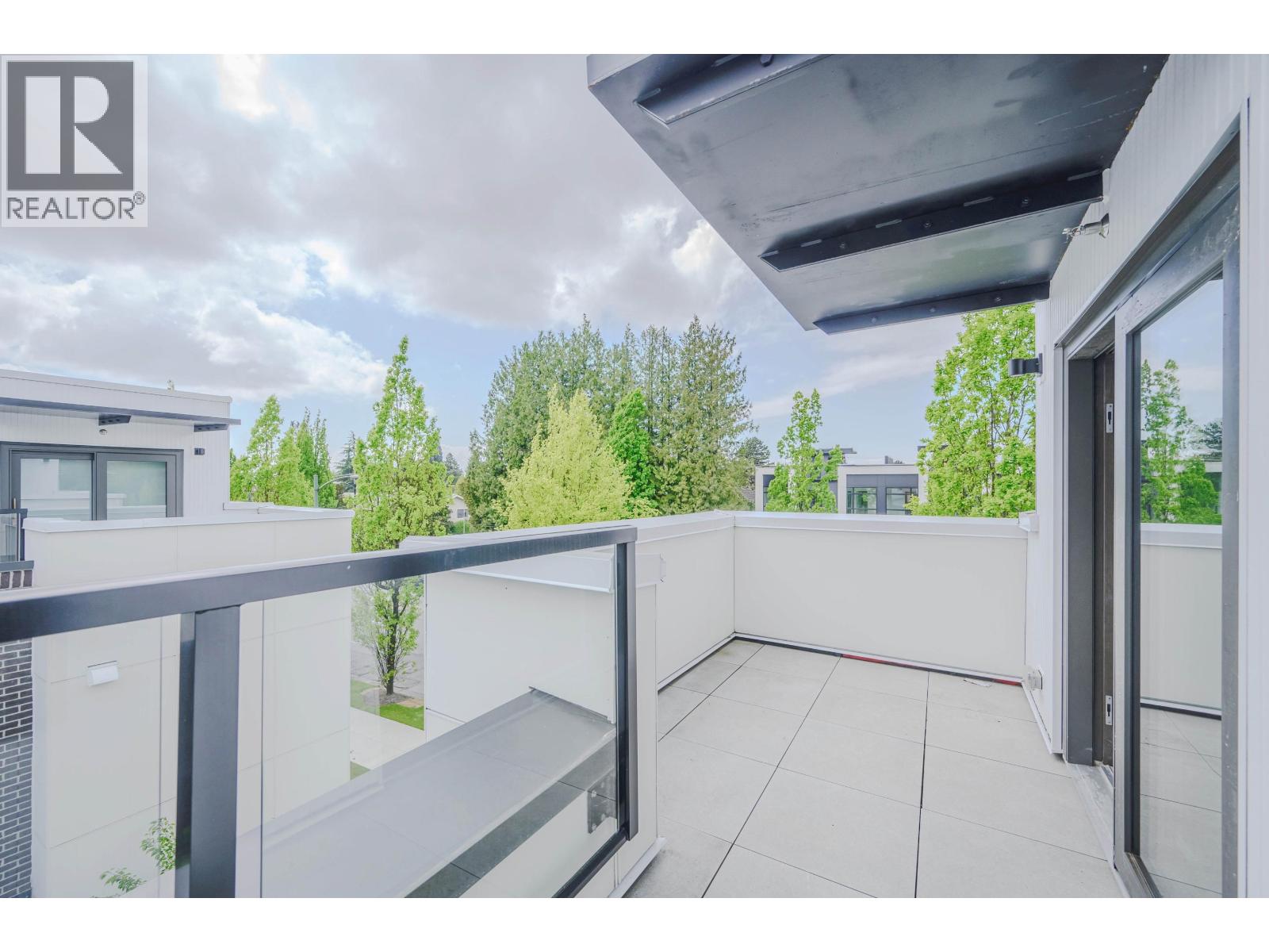 6322 OAK STREET, Vancouver