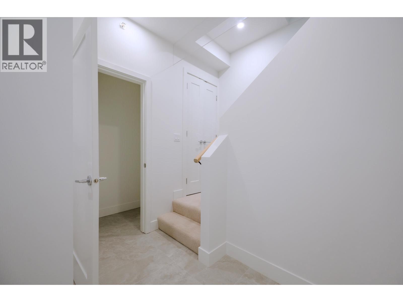 6322 OAK STREET, Vancouver