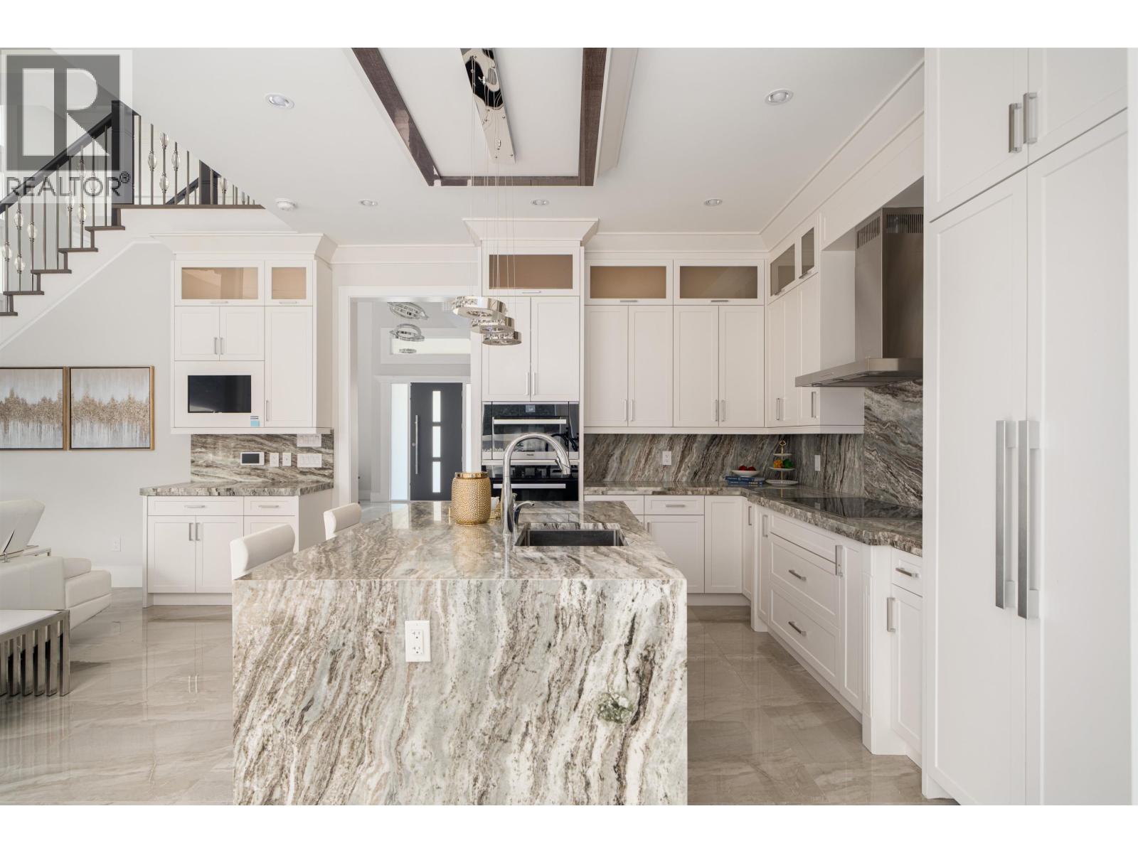4668 MAHOOD DRIVE, Richmond