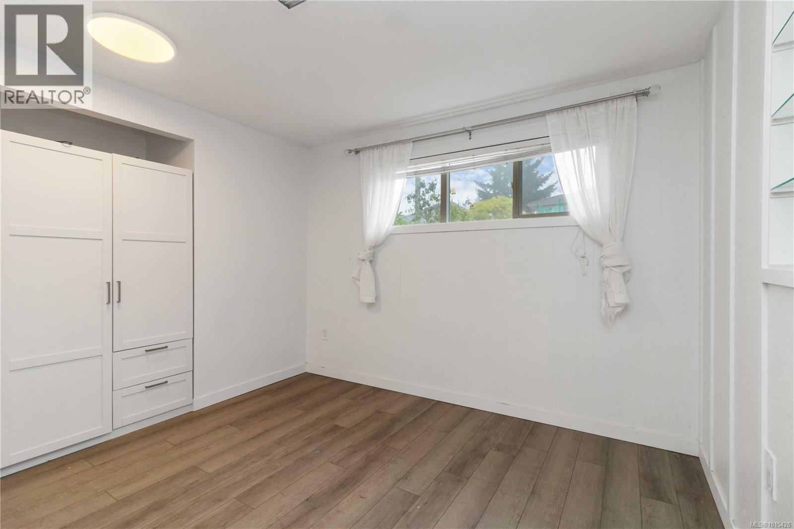  1812 El Sereno Drive, Saanich