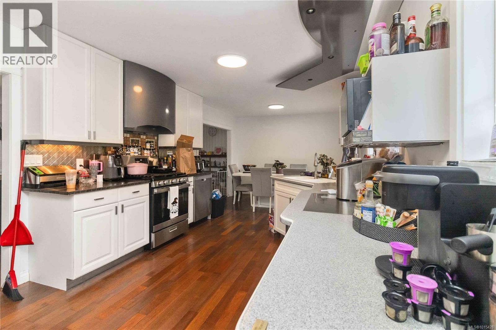  1812 El Sereno Drive, Saanich