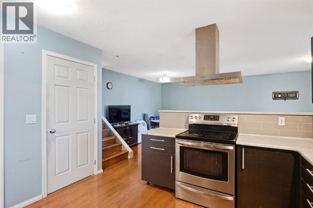 Single Family House 3 Level for Sale in  Castlegrove Way NE Castleridge Calgary 