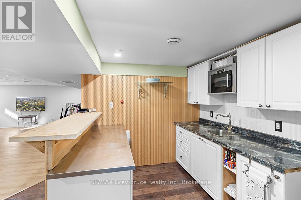 563 21 STREET W, Owen Sound, Ontario