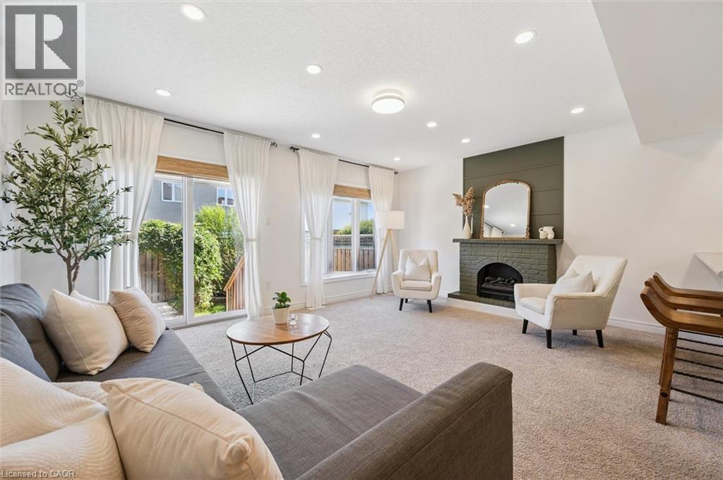 25 SANDYBAY Avenue