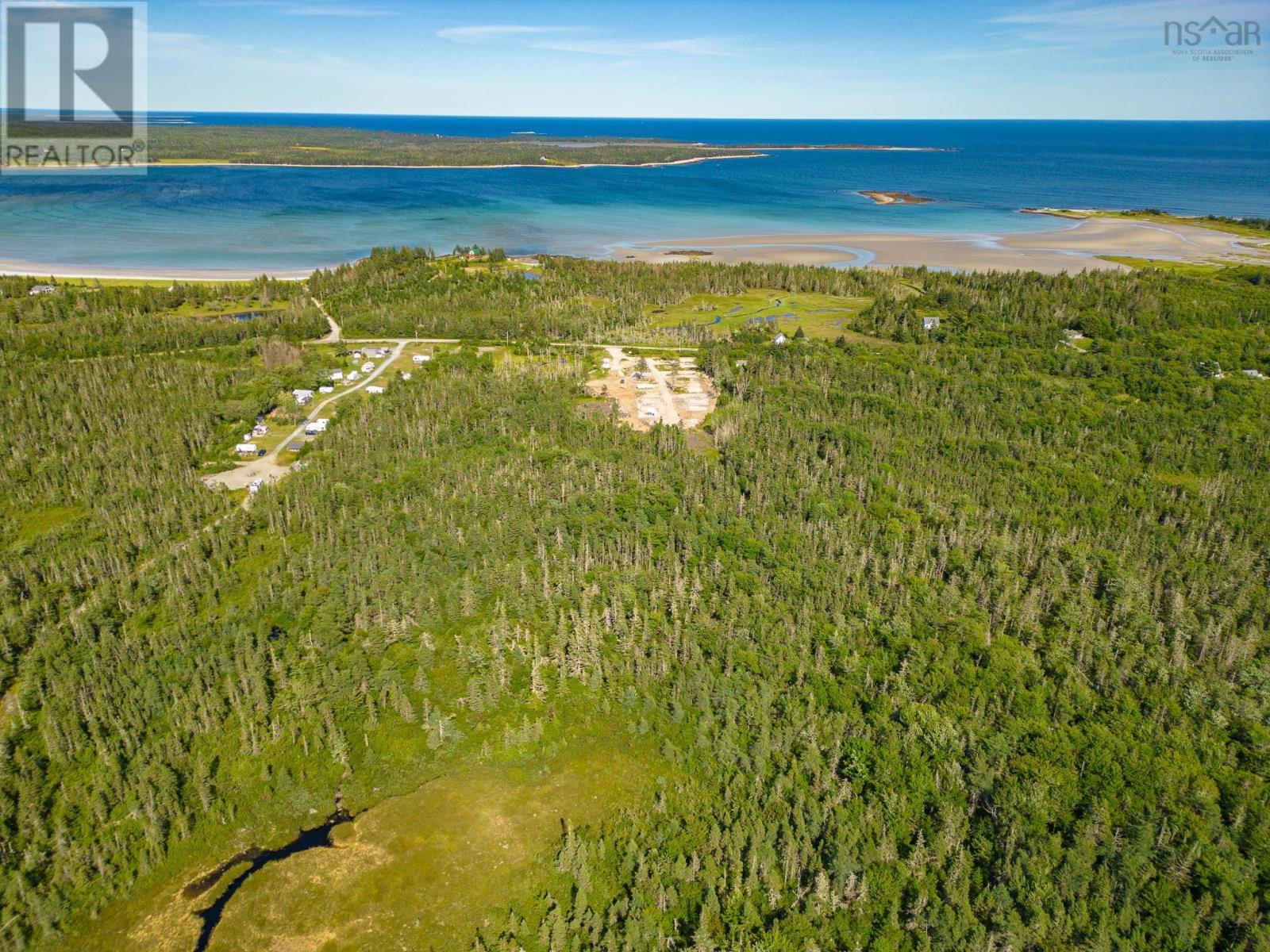 Property 31 of 39 of 1694 West Sable Road