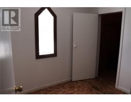 56 Main Road thumbnail 11