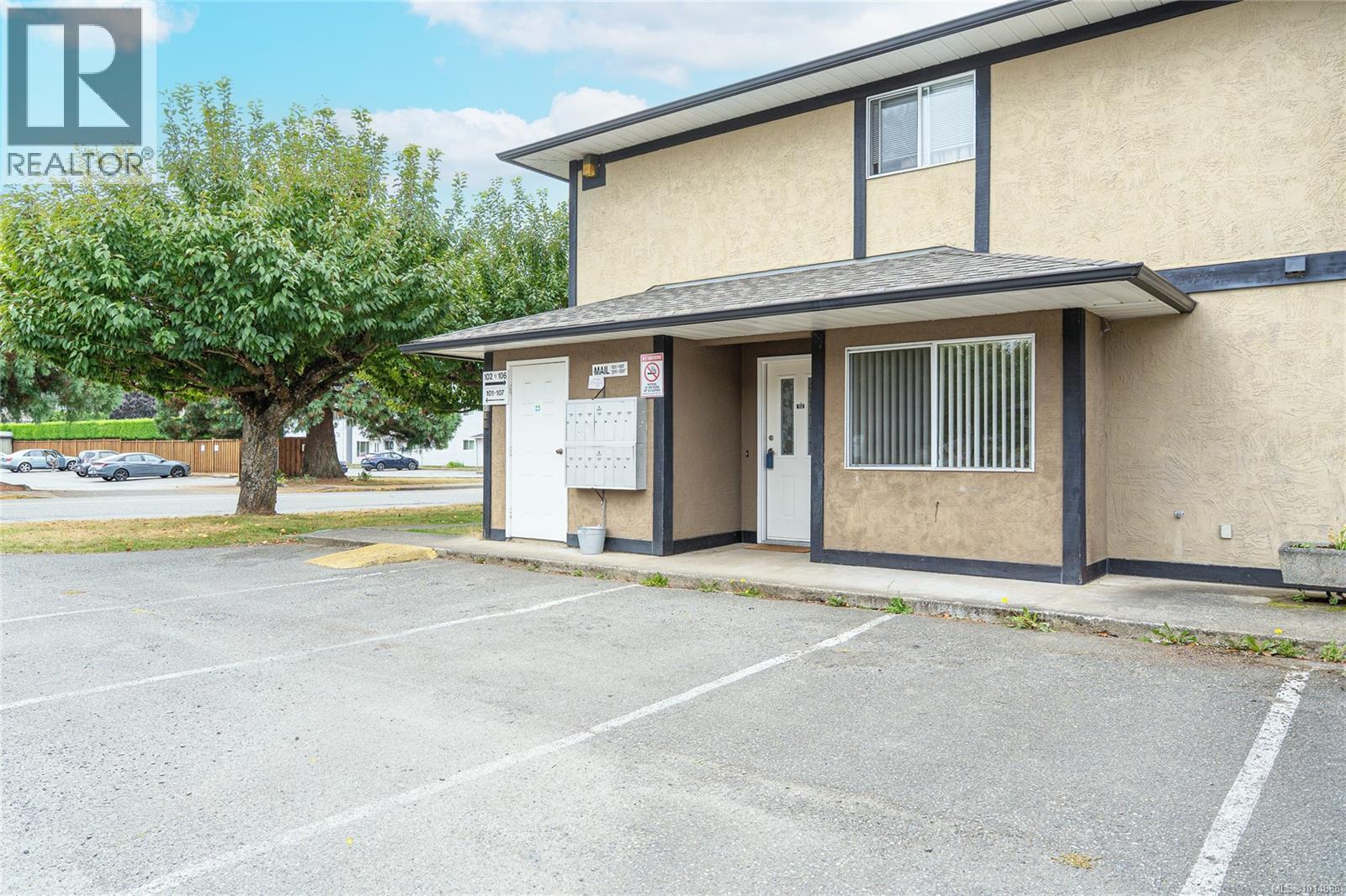 102 2525 Dingwall St, Duncan