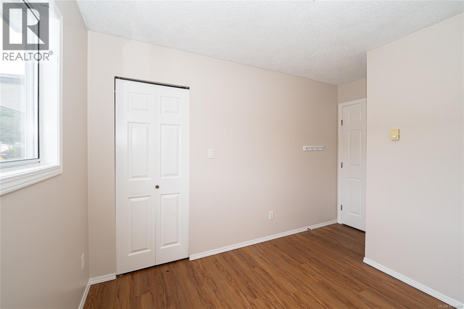 102 2525 Dingwall St, Duncan