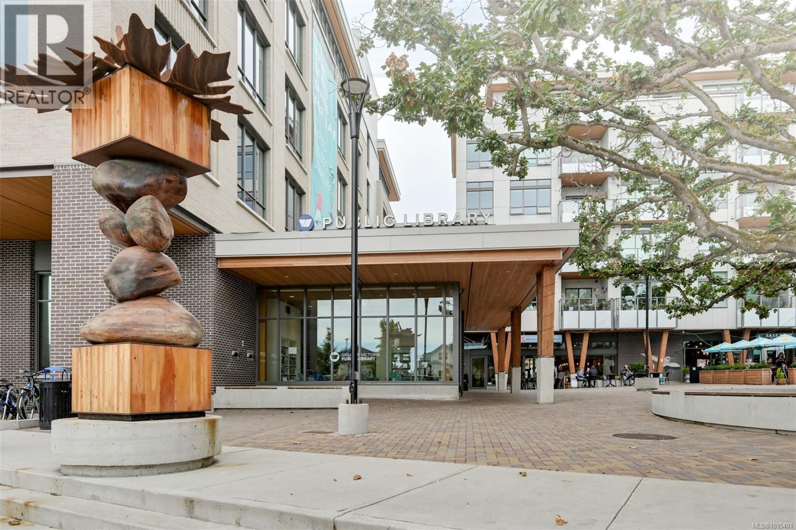 107 1216 Carlisle Ave, Esquimalt