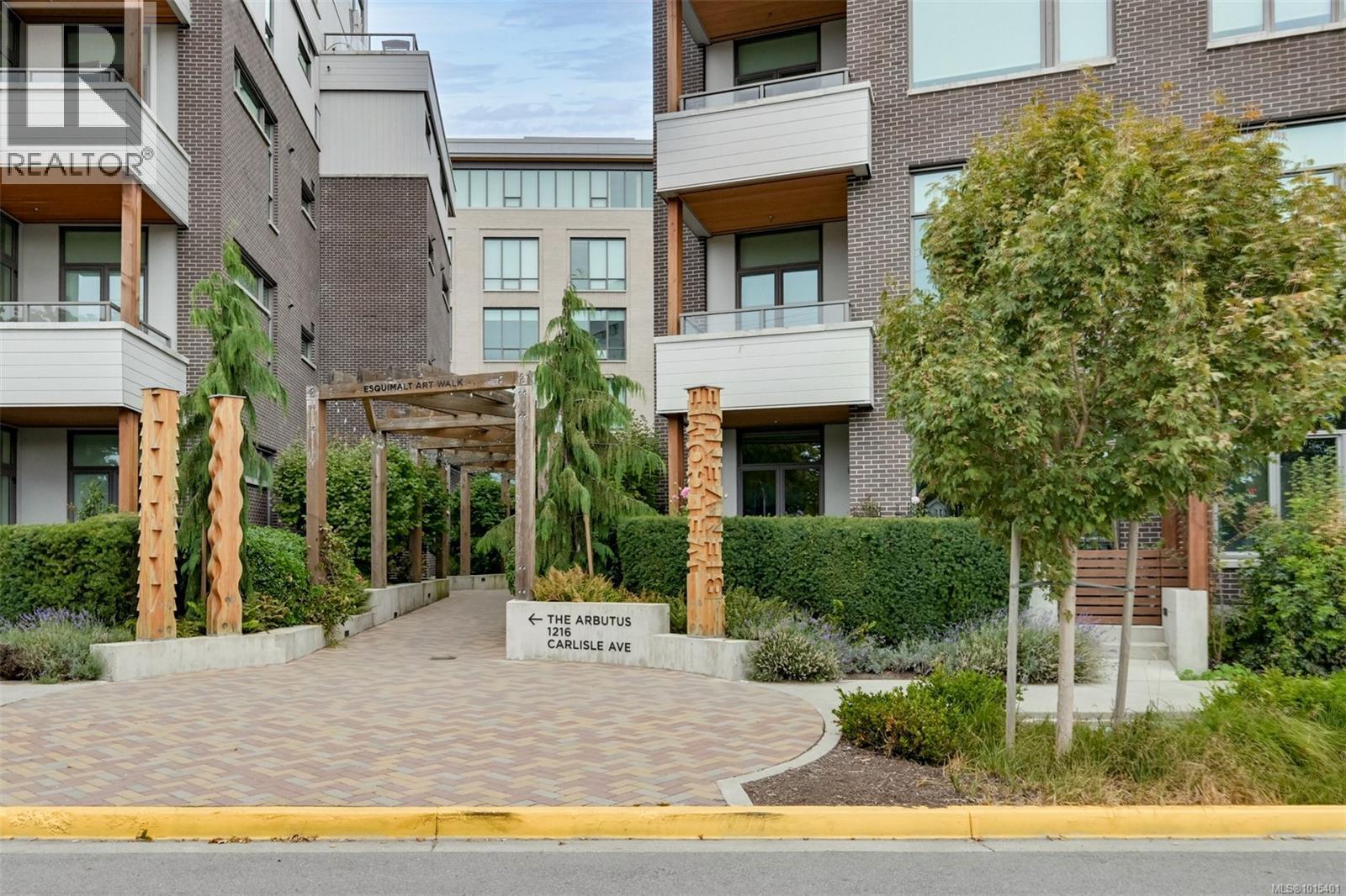 107 1216 Carlisle Ave, Esquimalt