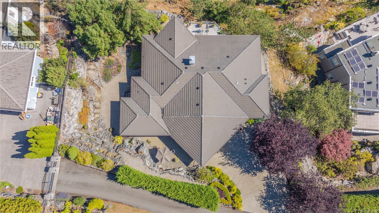 3495 Seabluff Lane, Nanoose Bay